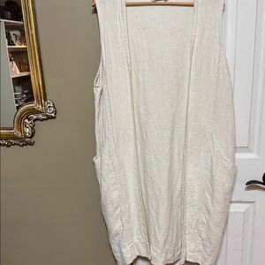 Elizabeth Suzann Off White Cream Sleeveless Cardigan 100% Linen